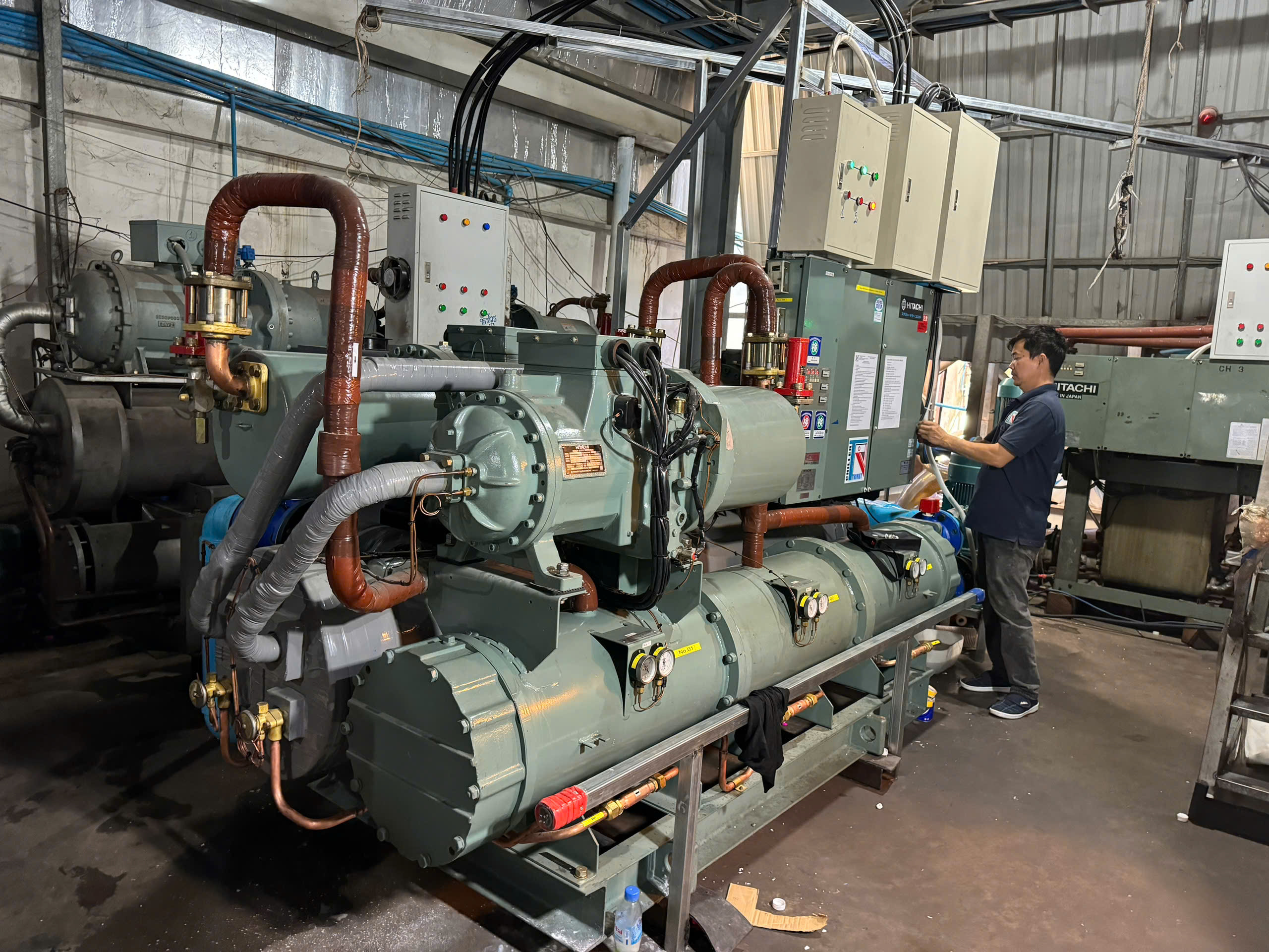 Hoàn thành bàn giao dự án chiller hitachi 180hp