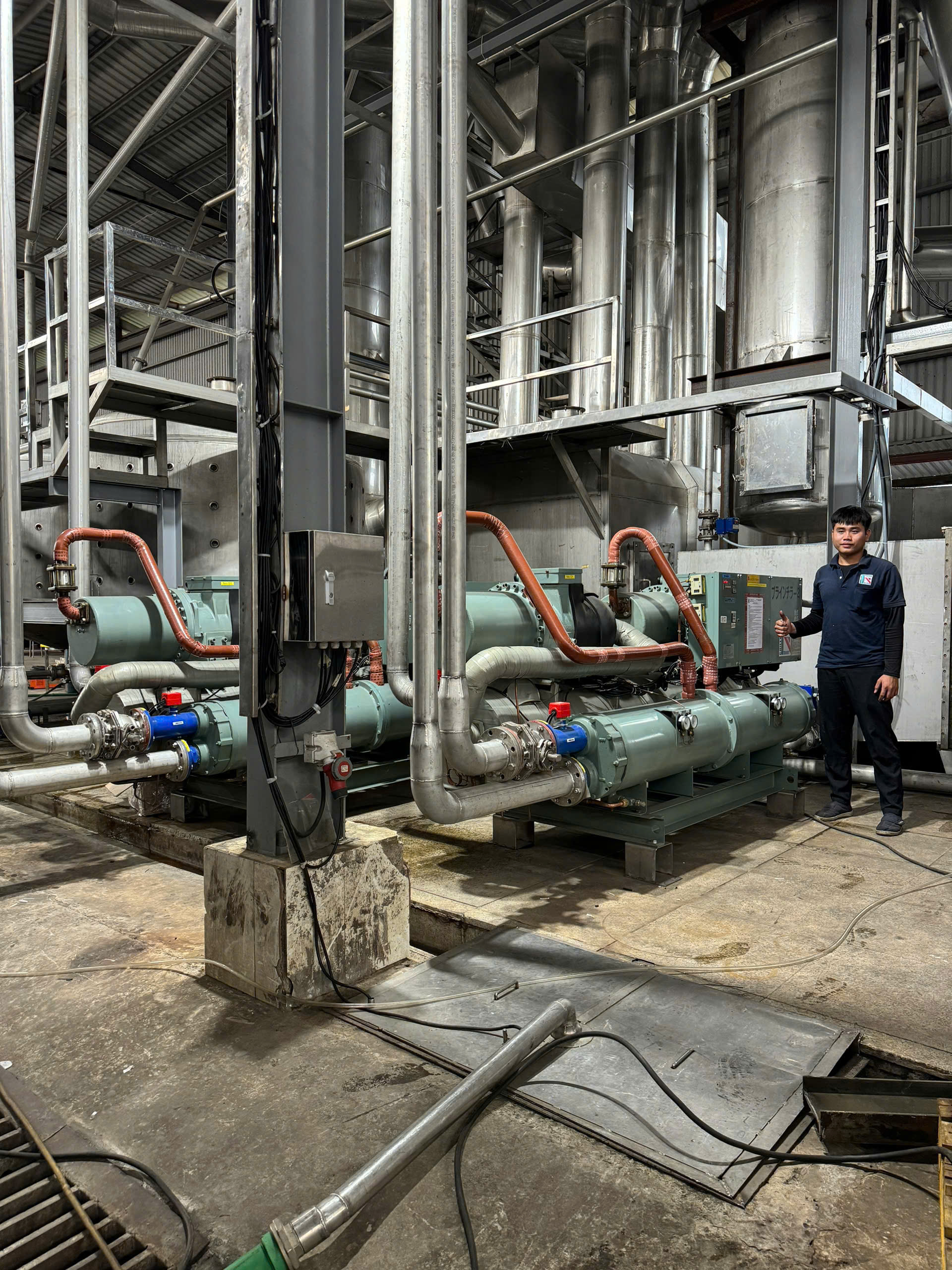 Kiểm tra thông số kỹ thuật máy Chiller Hitachi trước khi bàn giao